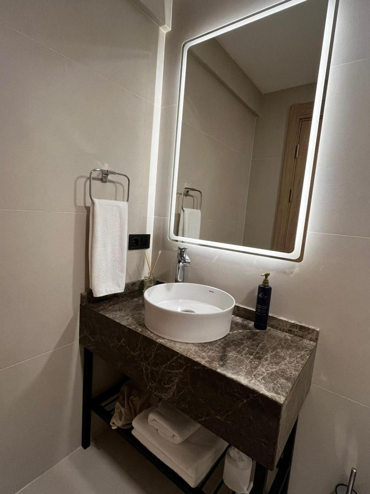 Venzi Ayayorgi-Adult Only 15 Hotel Çeşme Buitenkant foto